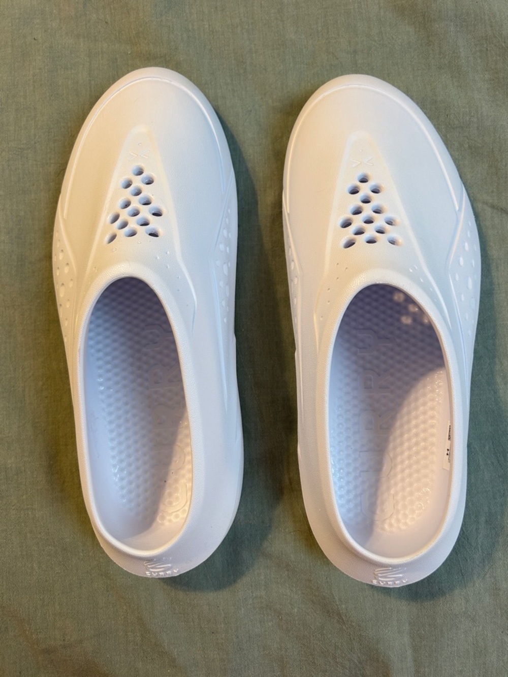 Under Armour Curry White Slip-On Water-Friendly Shoes